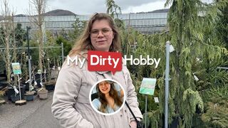 Lina Love erhält einen Gesichtscumshot von einem Unbekannten