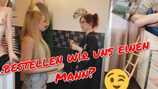 Geiler Dreiersex mit Tiny Emily und einem fremden Mann