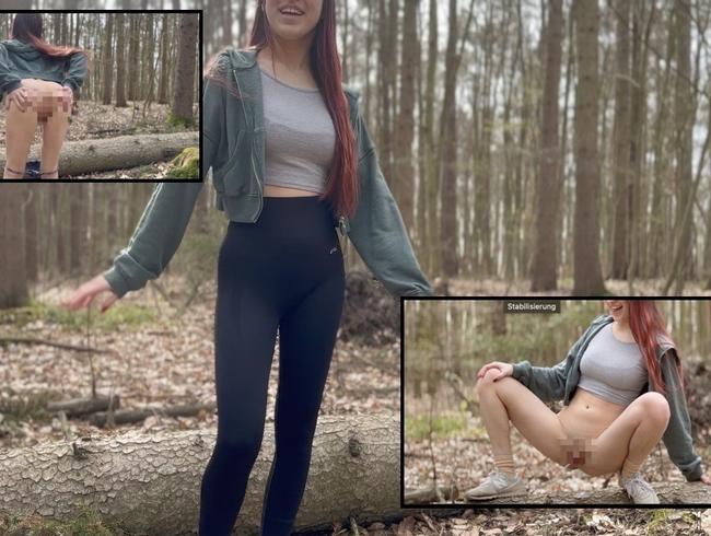 Endlich kann Luna Lou im Wald wieder ihre Pisse laufen lassen