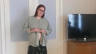Sunny Moonshine zeigt sich in sexy Dessous