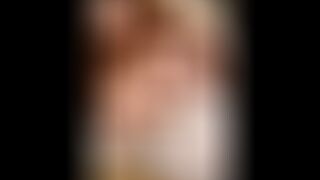 nerdy_cinnamon zeigt ihre dicken Natur Titten