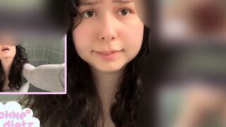 Beim Zahnarzt wird Daphne Dietz so geil und will NS spritzen