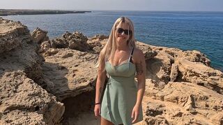Anna-Travels bekommt zum 1. Mal Outdoor eine Spermamuschi!