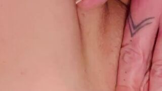 Pias-Kram testet ihr neues Sextoy