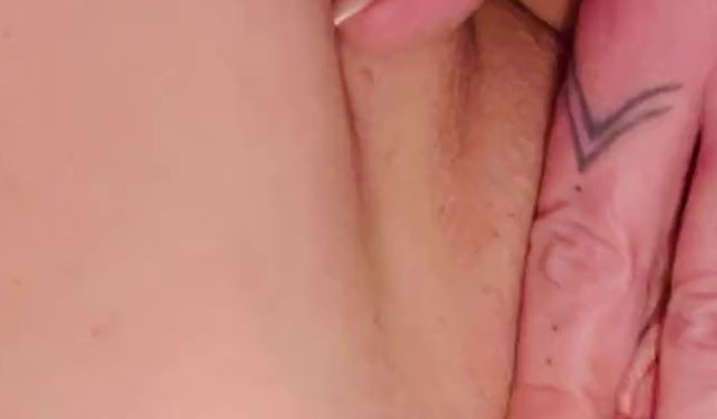 Pias-Kram testet ihr neues Sextoy