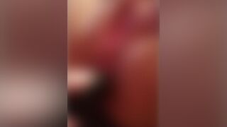 SweetCurvy78 besorgt es sich selbst anal