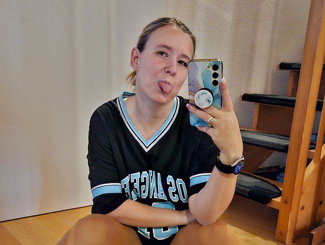 Lea-Sommer ist deine süße Fick Milf
