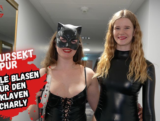 Bikergirl_97 spendet gerne ihren Natursekt