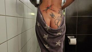 Sydney-Schmid @ Folter für Fans