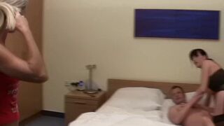 nightkiss66 steht auf versaute Sex Orgien