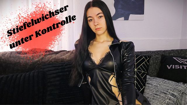 Aleyna Grace: Ich mache dich zu meinem Stiefelwichser