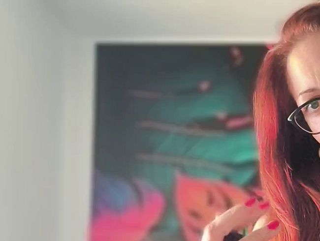 Red-Jayde will ihre Wichser zum High Heels Sklaven ausbilden
