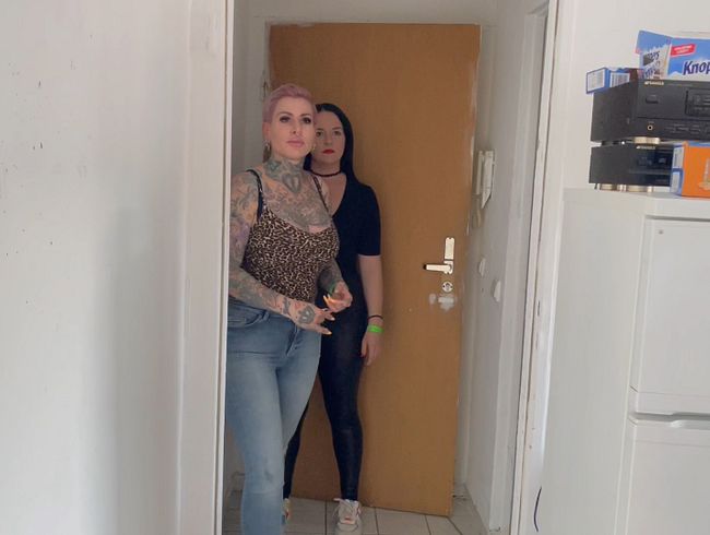 Der Porno Beamte bumst alle Girls backstage