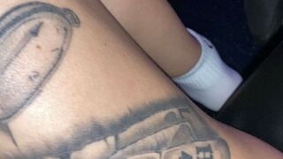 Mia__XXX lässt sich im Porno Kino in den Wahnsinn bumsen