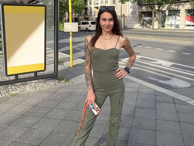 Jenny_Stella trifft sich zum Sex mit einem Familienvater