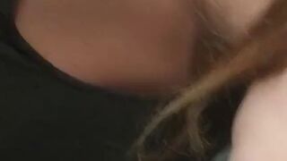 Petra1992 bekommt eine Facial nach dem Blowjob