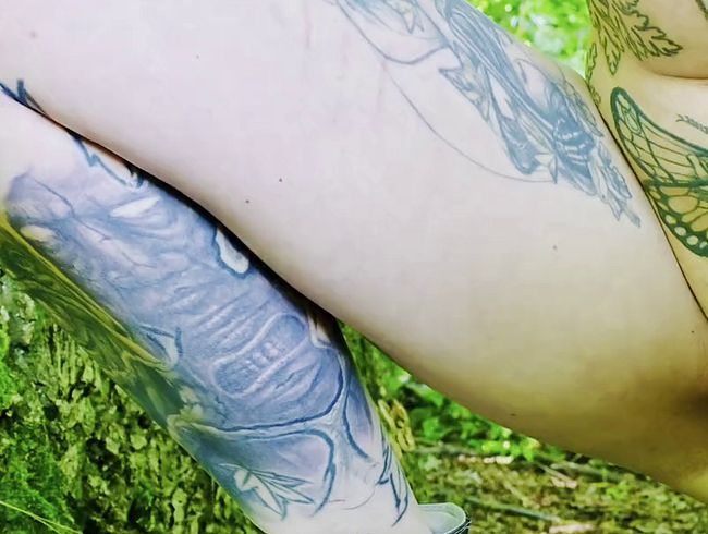 FKn-fiNe: Ich pisse Outdoor... ich konnte es nicht mehr zurückhalten