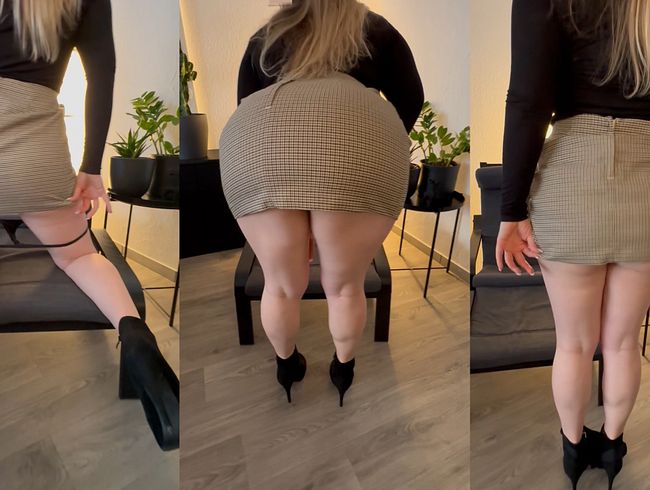 WifeyLyn spielt mit ihrem Plug