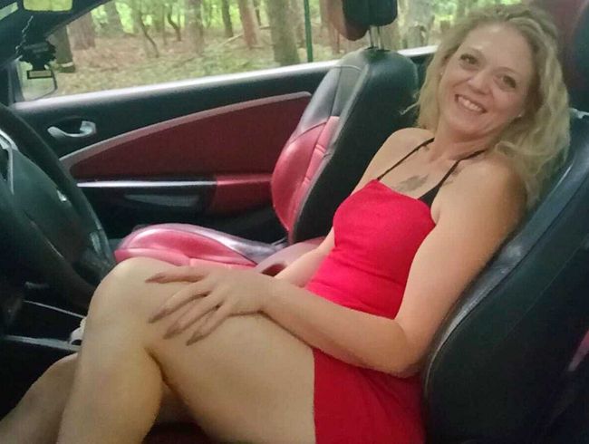 Anna-Lustig besucht das erste Mal einen Sex Parkplatz
