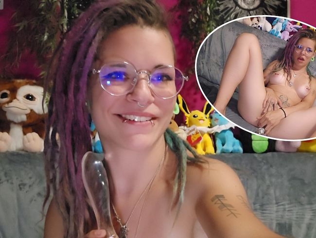 ViGothFox: Glasdildo ganz tief in meiner Pussy