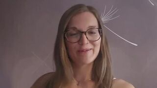 Newcomerin LunaLou-03 stellt sich vor