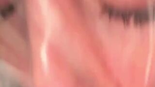 Amber_Glaze erlebt geilen Blowjob im Auto