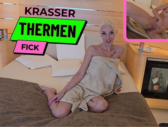 CremeDeLaCreme93 lässt sich in der Therme bumsen