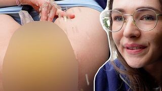 Emmi-Hill: Den ganzen Squirtsaft auf die Wiese spritzen