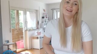 Alex-Blond zeigt sich endlich nackt