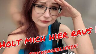 Tiny Emily muss ihre Sperma Sucht befriedigen