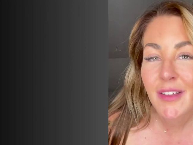 AnnaStone297 stellt sich als sexy Milf vor