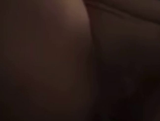 Stella_dauergeil besorgt es sich mit einer Flasche