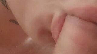 XXX-Mila will einen geilen Blowjob
