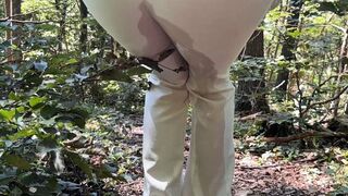 Sexy-Rachel @ Bei der Hitze pisst ich mir im Wald in die Hose