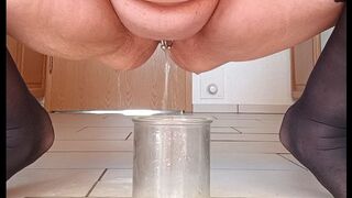 HotSilli152 muss nötig pinkeln
