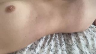 dirtyprincess123 zeigt dir ihren Körper und will, dass du ganz genau hinschaust