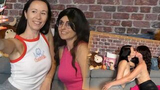 Brüste anfassen beim 1. Date unter Frauen (Secret-Mia-Toy)