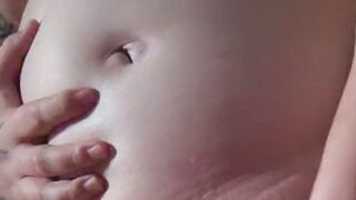 RoseMarie92 will, dass du sie beim Solofick erwischst