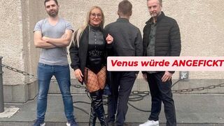 Studentin-Aneta - Venus mit einem Fick beginnen