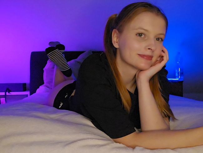 Skylar-Sweet traut sich! 1. Orgasmus vor der Cam