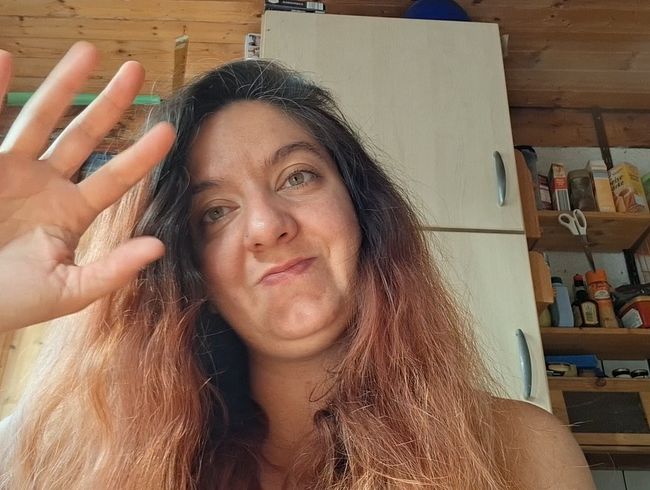 Mein allererstes Video auf einer Sexseite - Hi, ich bin Josy Rose, die Neue hier