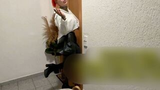 Cat Coxx - Nachbars Sohn Tim (19) bekommt blanke Milf - Ist er reif genug dafür?