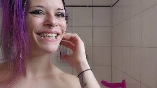 Vi Goth Fox - Mein härtester Selbstfick aller Zeiten! DOGGY Style in der Badewanne bis zum Umfallen!