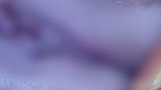 HotCurvyWild - Ihr allererster Solo-Squirt