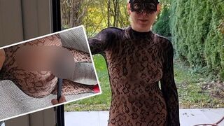 germanmaskedlucie lässt sich vom Nachbarn den Arsch versohlen