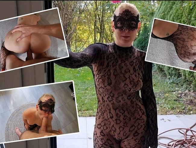 germanmaskedlucie lässt sich vom Nachbarn den Arsch versohlen