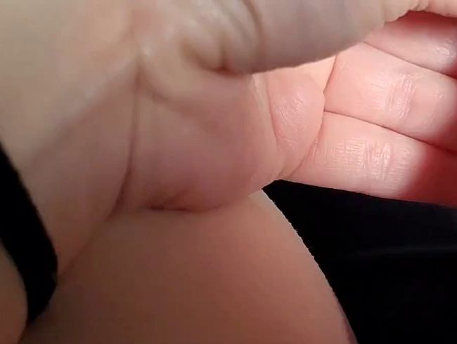 Apfelsaftx3 besorgt es sich mit einem roten Dildo