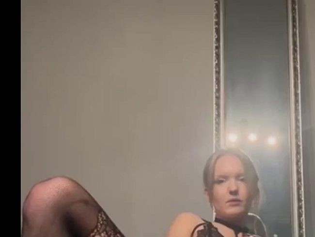 Teen-Ida braucht ein neues Sextoy