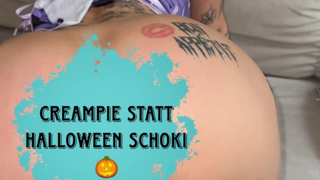 ShortyHolly: Creampie statt Halloween Schoki ????