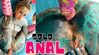 Anuskatzz: skinny Tattoo girl plays with her ANAL hole - Masturbation